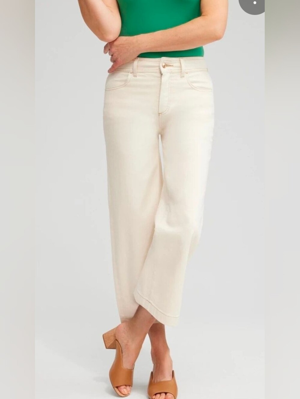 Chico's Cream Wide-Leg Cropped Trouser